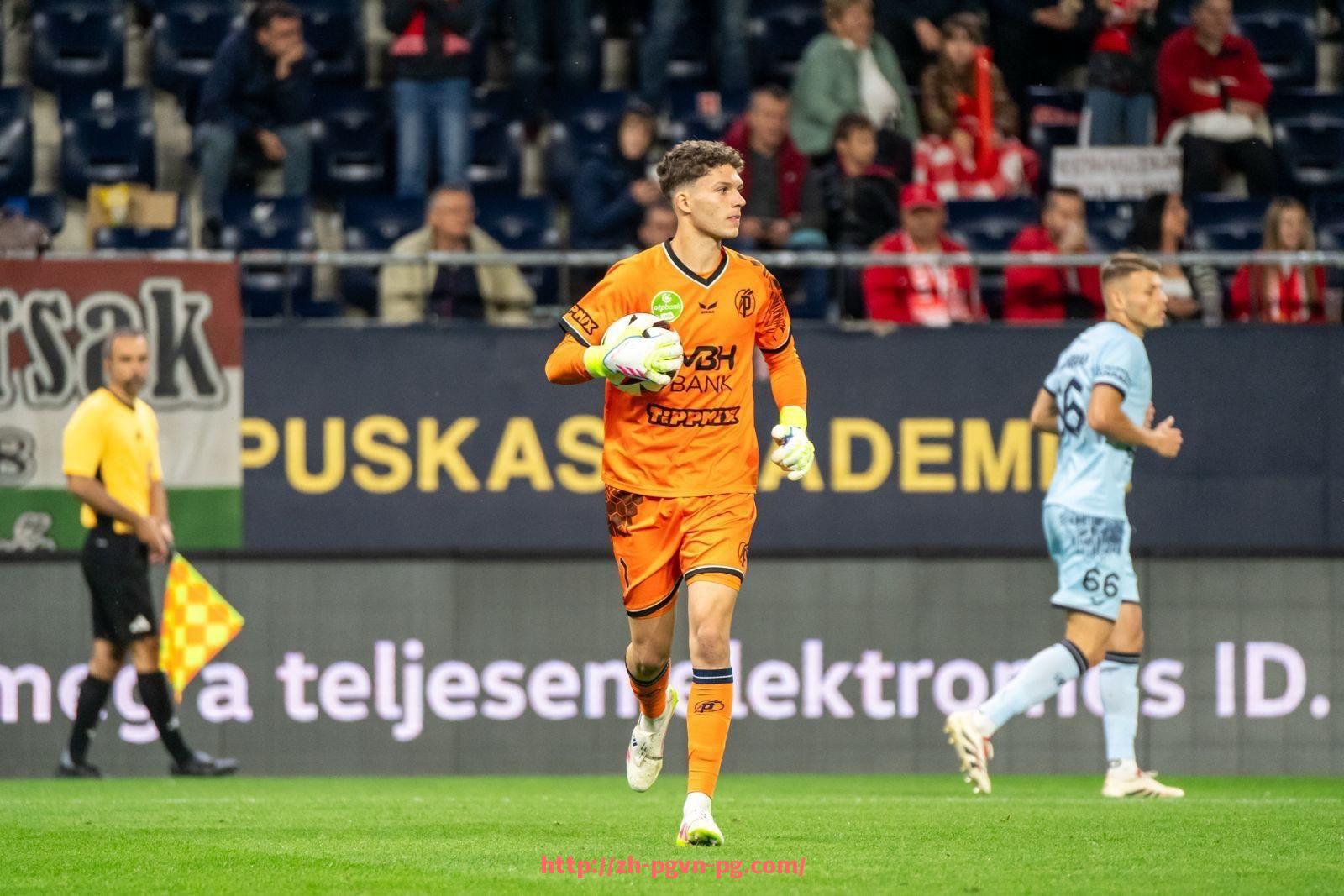 pg电子在线官网-法甲主教练更替对球队战术风格的影响分析